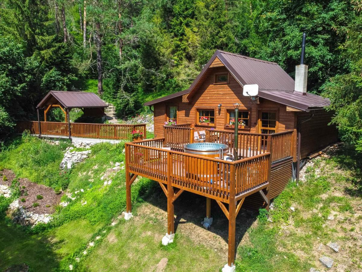 Smižany Sovia Wellness Chata S Jacuzzi Kadou A Saunou, Cingov מראה חיצוני תמונה